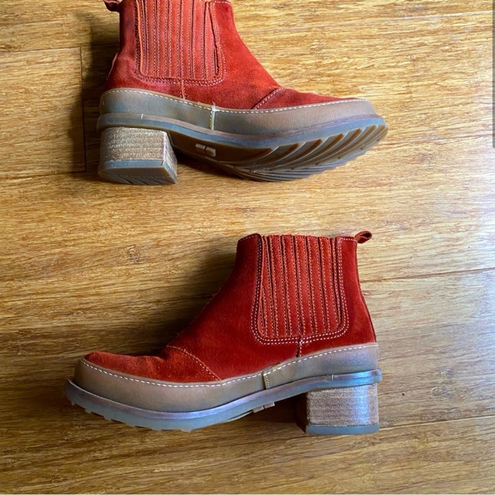 El Naturalista Kenita Land Booties, size 37